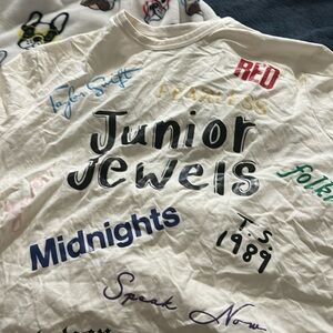 Junior jewels Taylor swift shirt